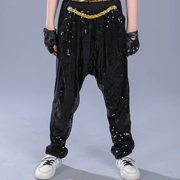 Mô hình mới trình diễn catwalk trang phục harem quần quần trẻ em đường phố nhảy sân khấu biểu diễn hợp xướng phù hợp với chàng trai sequin - Trang phục