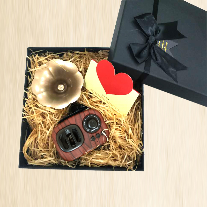 Dark Color + Gift Box PackagingBluetooth Speaker  mobile phone wireless Mini Retro phonograph Small sound Insert card USB drive radio computer Subwoofer