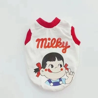 Красивая девушка-жилет