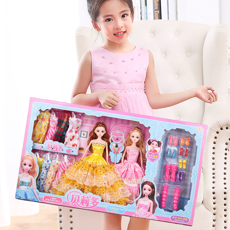 Natural toys girl raw