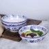 Bát sứ màu xanh và trắng tùy chỉnh 
            Bộ đồ ăn bằng gốm Bát lớn Bát súp Hộ gia đình thương mại Bát ramen Trung Quốc Retro Mì thịt bò Bát cay bộ chén đĩa đẹp Đồ ăn tối