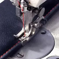 Промышленные электрические швейные машины Синхронный автомобиль -приготовленный кожаные футы высокие и низкие диванные накладки сиденья линия швейной строчки