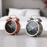 MJK Япония и простые металлические кольцевые часы Южной Кореи смотрите супер громкие и креативные безмолвные кровати для студентов -будильника.