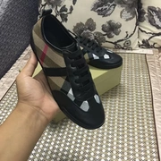 Giày châu Âu 2019 mới mùa xuân và mùa thu giày của phụ nữ Phiên bản Hàn Quốc của thời trang hoang dã da thấp để giúp giày nữ hàng hóa châu Âu - Giày cắt thấp