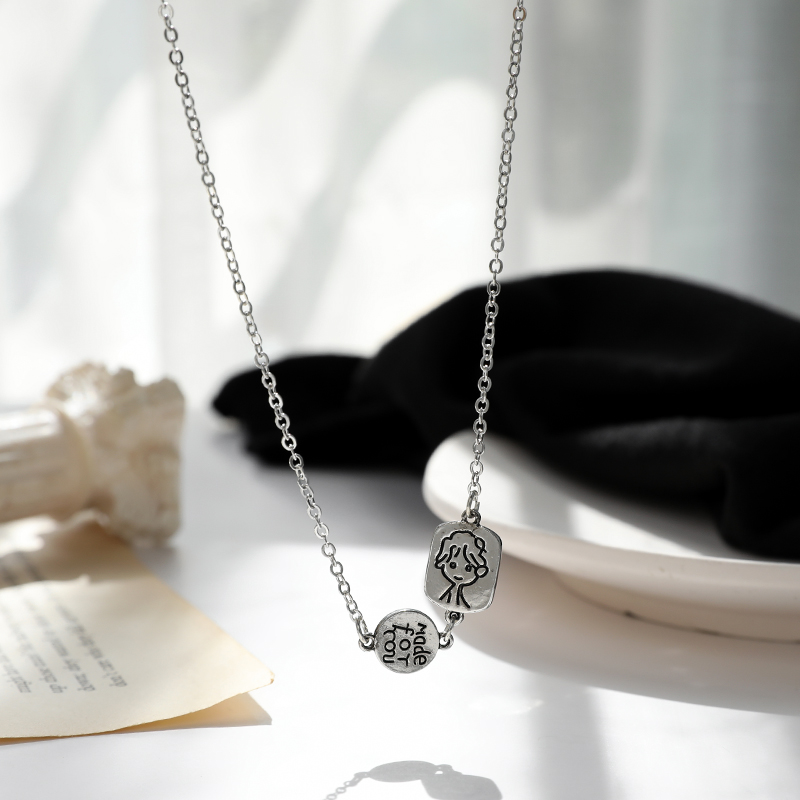 Little Boy's Necklace 2320lovely interest Retro Bear Necklace female ins men and women Internet celebrity Hip hop personality Simple and versatile have more cash than can be accounted for sweater chain