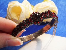 Украшения на руку a 德国西洋百年历史 合金刻面石榴石手镯