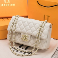 Белая большая подарочная коробка