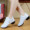 18 mới giày khiêu vũ vuông mùa xuân và mùa hè lưới thoáng khí của phụ nữ tăng thể thao thể dục nhịp điệu giày thấp để giúp giày khiêu vũ