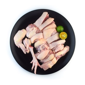 Курица Tan Niu Wenchang, нарезанная полукусками, 450г/пакет (140 дней)