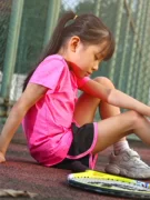 Quần áo trẻ em nhanh khô quần áo thể thao phù hợp với mùa hè Cô gái tay ngắn quần áo yoga trong quần áo trẻ em ngoài trời chạy thể thao - Quần áo ngoài trời cho trẻ em
