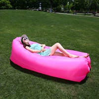 Толстая роза красная