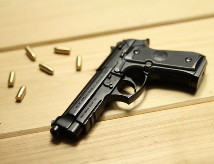 Black + 6 Double Color BulletsAlloy Empire U.S.A beretta  M92 Model 1 : 2.05 Metal Full disassembly No Can launch Toys Pistol