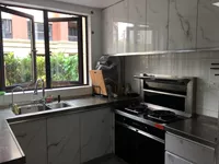 Шкаф из нержавеющей стали 1380 Юань на метр