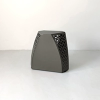 Темно -серый |