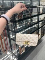 Celine/Syrin Classic старые цветочные подмышечные пакеты триумф