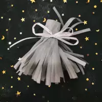 Серые кисточка ленты