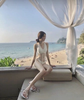 Ins Thái Lan Bikini Sexy Knit Halter Swimsuit Phụ Nữ Tập Hợp Chia Tam Giác Halter Fringe Đồ Bơi Kỳ Nghỉ đồ bơi 2 mảnh dáng váy