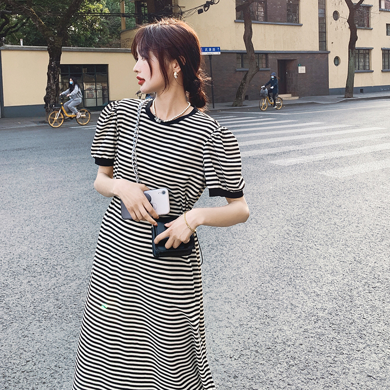  L+Stripe  