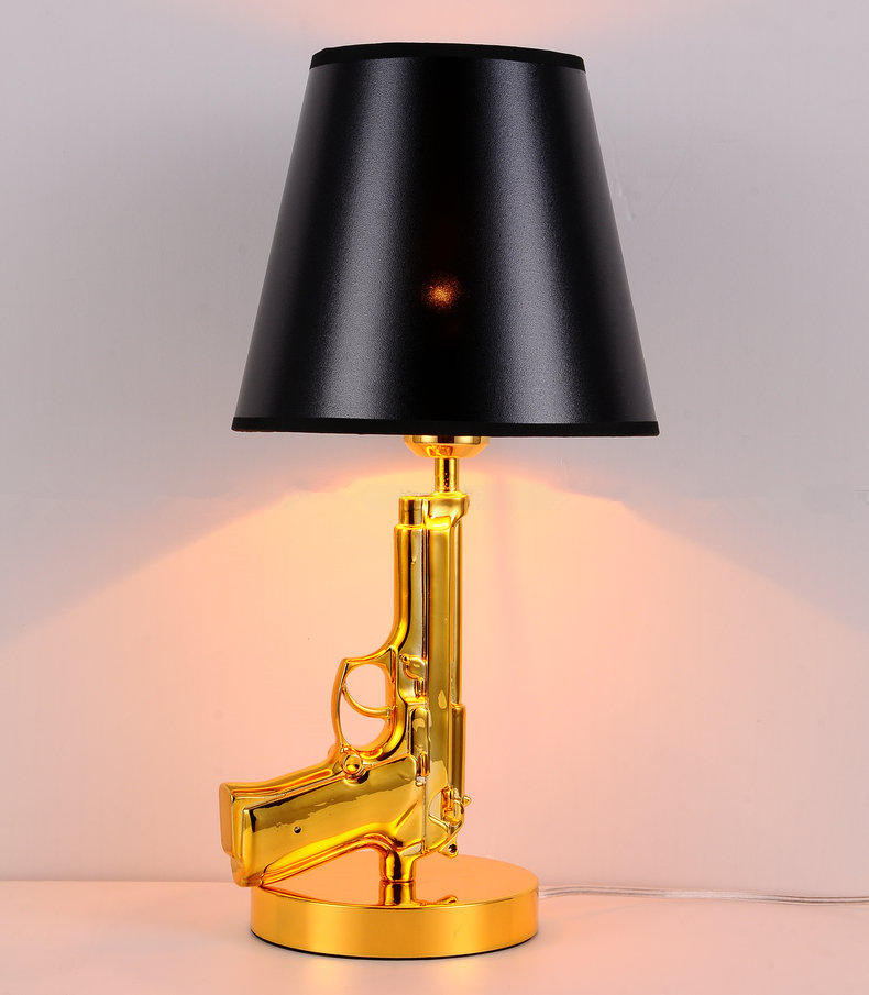 Gold Plating Of PistolItaly Gun _ LoungeTablelampGun | Long gun Floor lamp AK47 Desk lamp