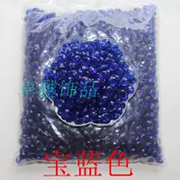 Около 1400 штук на кожу