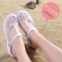 Mùa hè 2018 giày lỗ mới của phụ nữ dép nữ y tá màu trắng Giày dép đi biển Baotou dép đi trong nhà sandal nữ