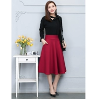 919 Wine Red 65 см имеет карманы