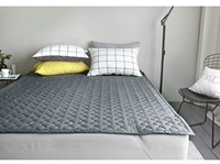 Простыня, синее звездное небо, 10 дней