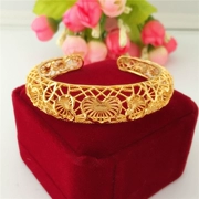 Thời trang mới nhái Việt Nam vòng tay vàng mạ vàng giả vàng lớn rỗng tình yêu mở vòng tay trang sức cưới cô dâu