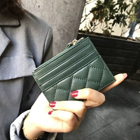 Темно-зеленый