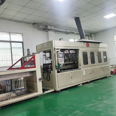 Литьевая машина 二手塑料真空热成型机塑料盒吸塑机全自动