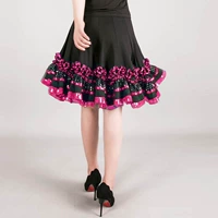 Роза красная