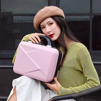 Модель розовой молнии