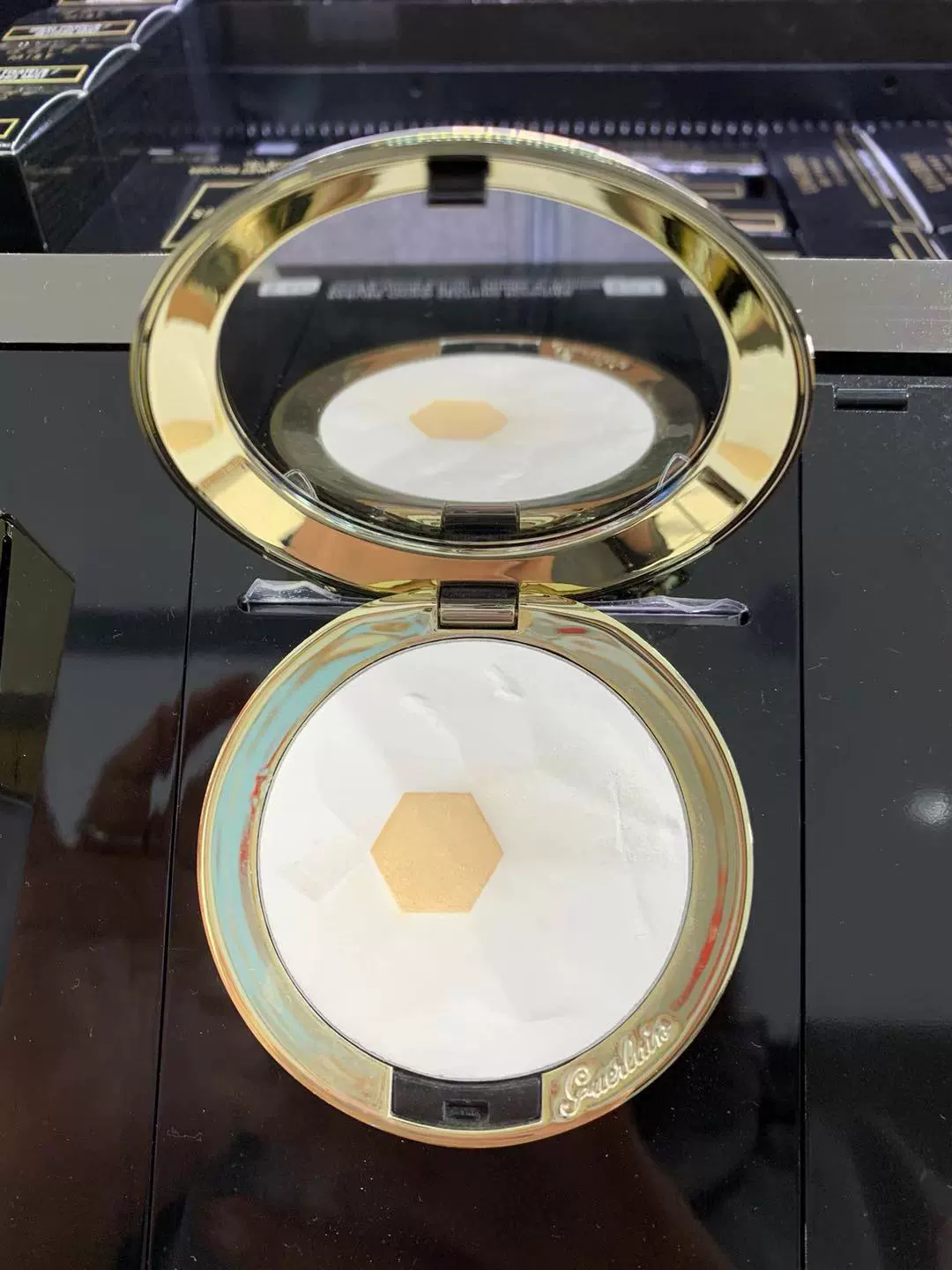 Guerlain Guerlain 19 dòng phiên bản giới hạn vàng kim cương mới nâng cấp bột mật ong kim cương 24K giới hạn - Bột nén