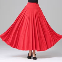 Шелковая красная юбка