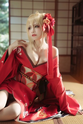 taobao agent [Yifangge] Custom!FGO FATE/EXTELLA Naber Saber Zhen sleeve red kimono cos women's clothing