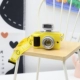 Желтая мигающая камера