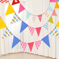 Корейская вечеринка по случаю дня рождения любовь треугольник флаг бумаги бумаги празднование фестиваль фестиваль вечеринка на газету украшение бумаги