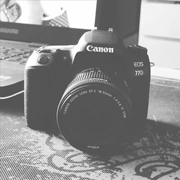 Canon EOS EOS 77D 18-135 kit entry-level máy ảnh SLR HD chuyên nghiệp du lịch kỹ thuật số