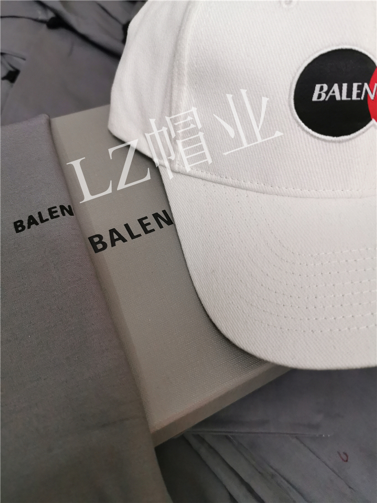 New White MasterCard2021 new pattern Europe Home B Hat New color Embroidery letter Versatile Baseball cap peaked cap Star men and women Same