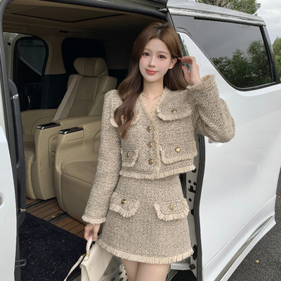 taobao agent Set, jacket with tassels, pleated skirt, plus size, french style, Chanel style, autumn, high waist