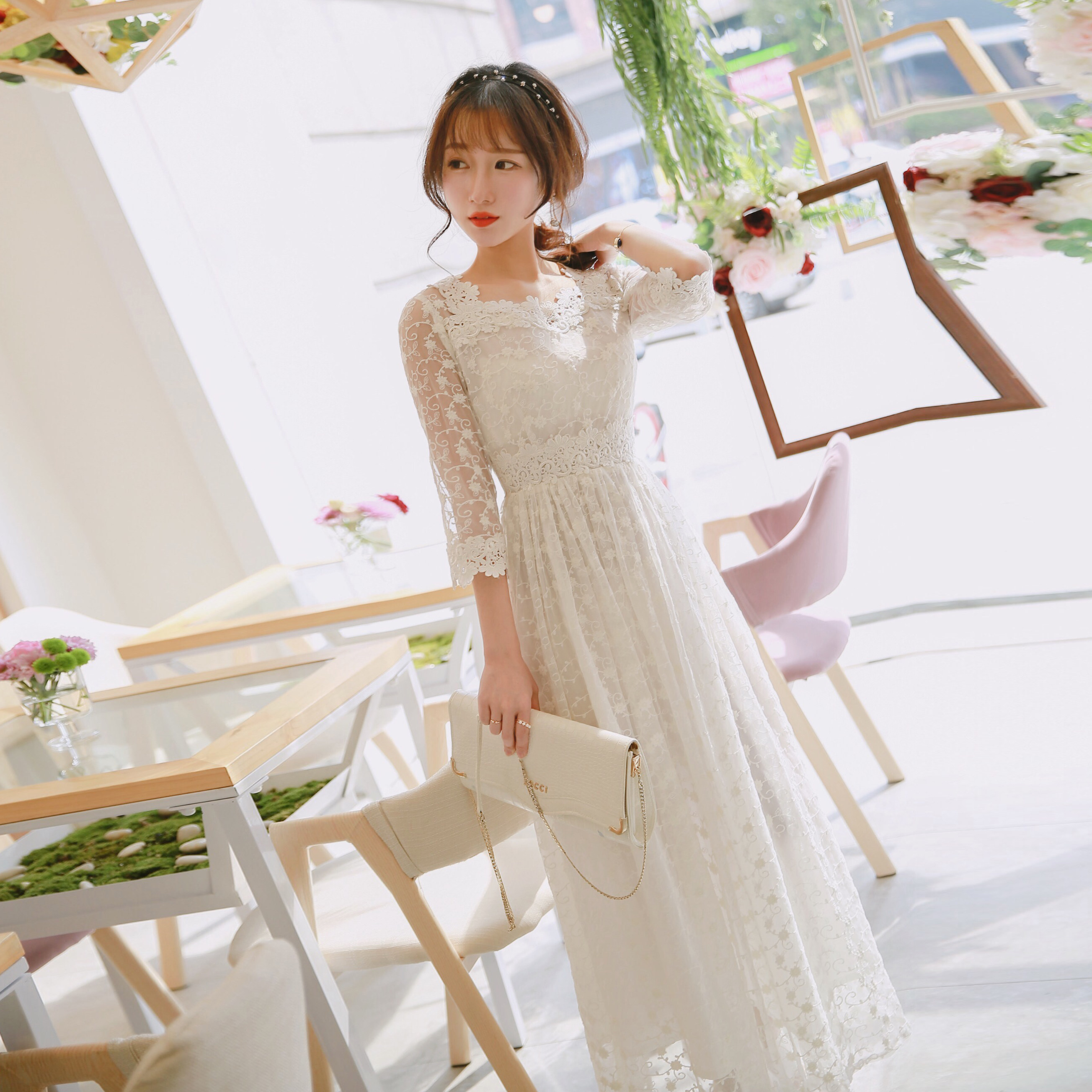 实拍3628#蕾丝勾花镂空收腰大摆连衣裙