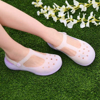 2020 dép mùa hè nữ mới lỗ giày thạch gradient của phụ nữ mang thai không trượt phẳng dép dép Baotou 