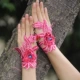 Yang Liping với cùng một kiểu đeo cổ tay nữ thêu thiếu ngón tay thêu cổ tay trang sức mùa hè nửa ngón tay - Vòng đeo tay Clasp