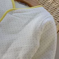 Молоко белое