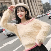 Áo len cổ chữ V ngọt ngào, mũ len nữ mùa thu 2018 màu sắc phù hợp với học sinh Hàn Quốc áo len dài tay - Áo len thể thao / dòng may