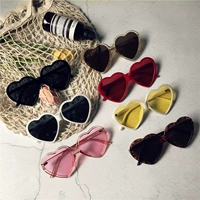 Японские розовые брендовые солнцезащитные очки в виде сердечка, популярно в интернете