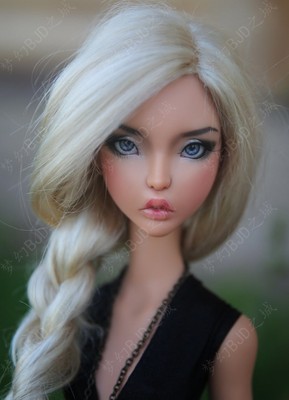 taobao agent 3 points BJD doll Ellana SD doll joint can move high -end humanoid dolls