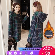 Trang phục bà bầu mặc mùa thu đông phiên bản Hàn Quốc dài buông thả ấm áp áo sơ mi thủy triều mẹ cộng với áo nhung trùm đầu cho bà bầu áo len