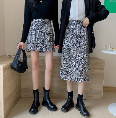 taobao agent Retro zebra, pleated skirt, mini-skirt, plus size, fitted, A-line, hip-accented, high waist, autumn