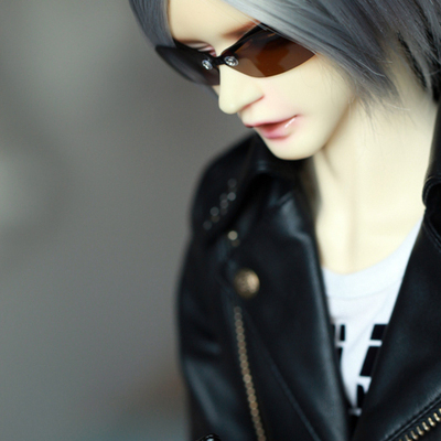 taobao agent Dikadoll DK70 Uncle retro locomotive leather jacket and print vest BJD baby jacket official authentic